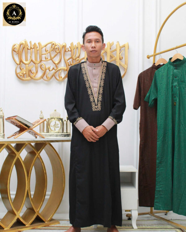 Jubah Al - Barra